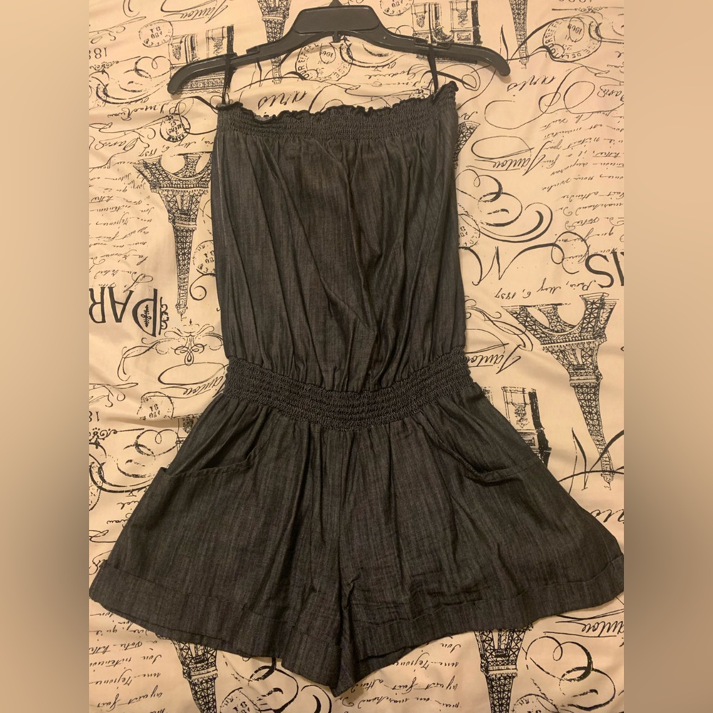 Champion Black Strapless Ruched Cocktail Dress